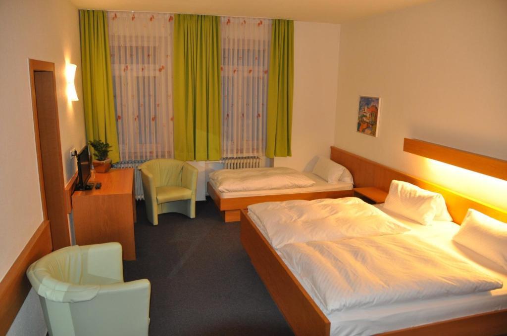 Hotel Lamm Neckarsulm Exterior photo
